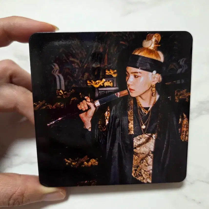 [BUNJANG] BTS Suga Daechwita Acrylic Stand / 방탄소년단 BTS 슈가 photo 아크릴스탠드 대취타