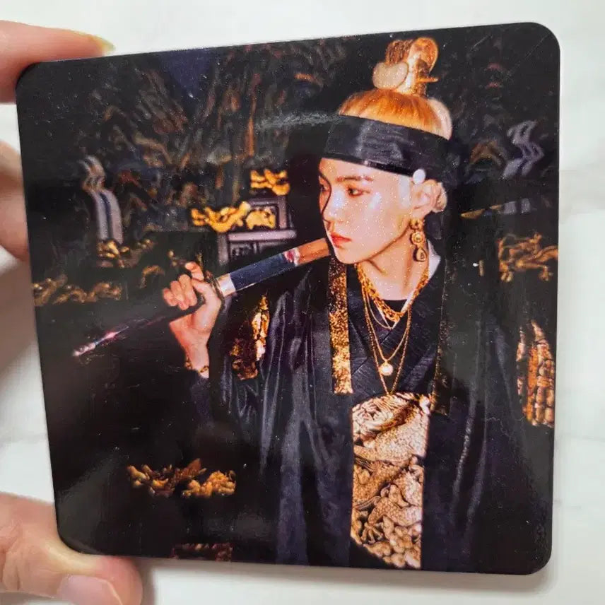 [BUNJANG] BTS Suga Daechwita Acrylic Stand / 방탄소년단 BTS 슈가 photo 아크릴스탠드 대취타