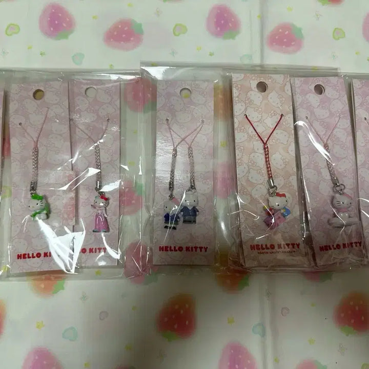 [BUNJANG] Kitty 50th Anniversary Strap / 키티 50주년 스트랩 미사용 키티문방구