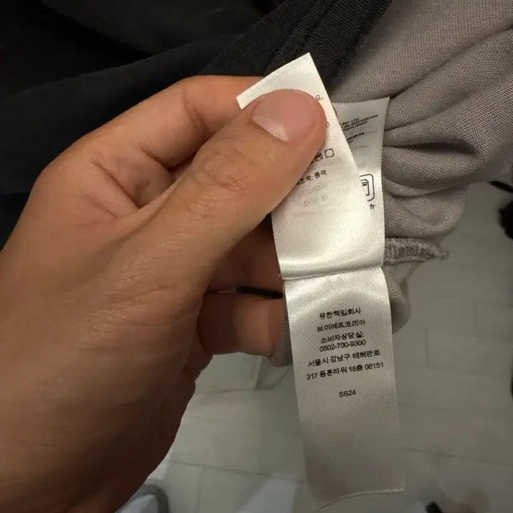 [SOLD OUT] Supreme 슈프림 오버프린트 스몰 박스 반팔티 블랙 L