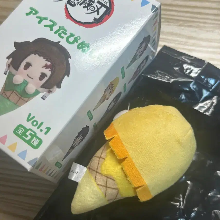 [BUNJANG] Demon Slayer Zenitsu Icestaff Plush / 귀멸의 칼날 젠이츠 아이스타피 누이