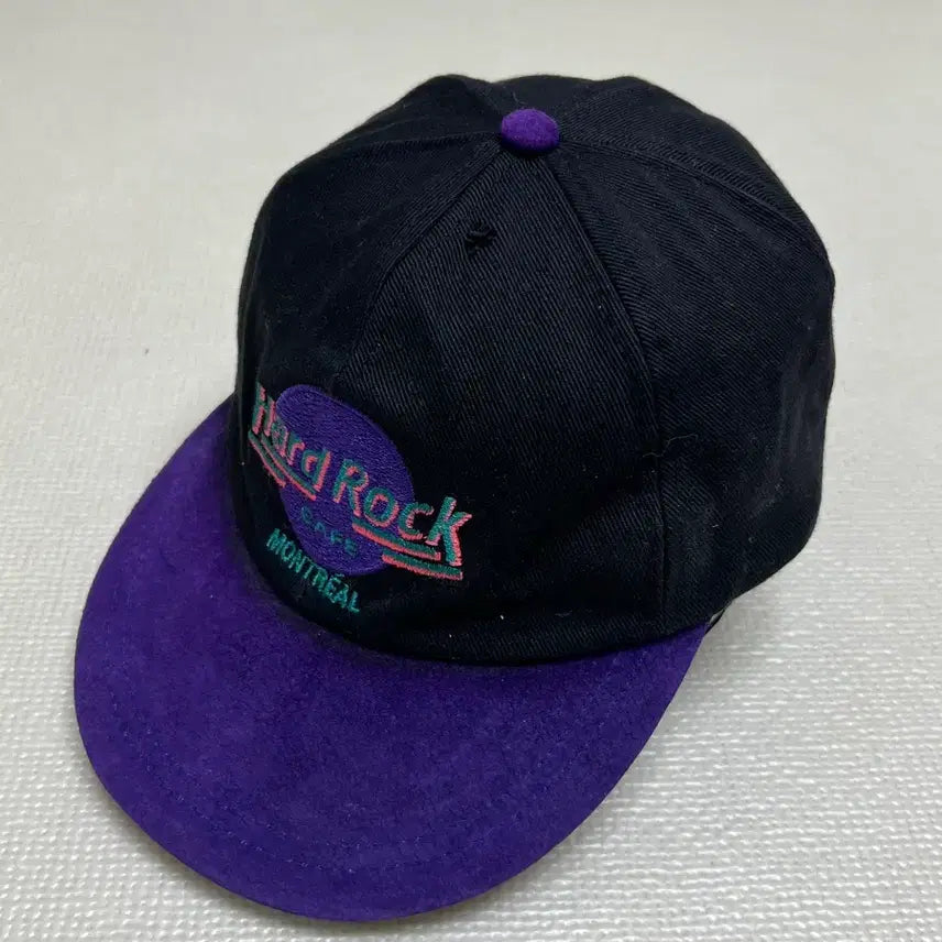 [BUNJANG] 90s Hard Rock Cafe Montreal Ball Cap Black/Purple / 90s 하드락카페 몬트리올 볼캡 블랙/퍼플