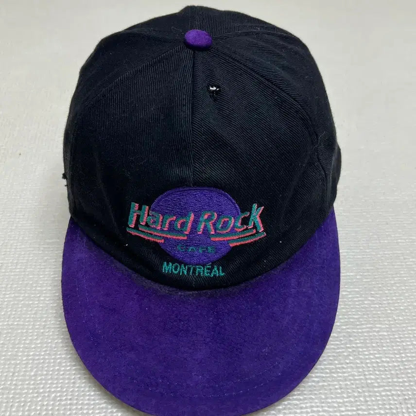 [BUNJANG] 90s Hard Rock Cafe Montreal Ball Cap Black/Purple / 90s 하드락카페 몬트리올 볼캡 블랙/퍼플