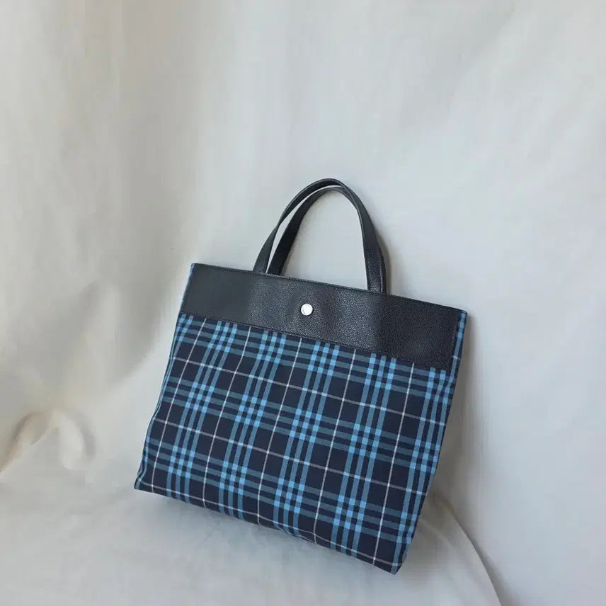 [BUNJANG] [정품 BURBERRY] 버버리 노바체크 여성 나일론 토트백 / [정품 BURBERRY] 버버리 노바체크 여성 나일론 토트백