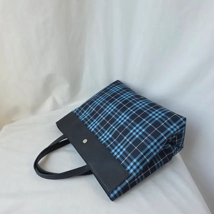 [BUNJANG] [정품 BURBERRY] 버버리 노바체크 여성 나일론 토트백 / [정품 BURBERRY] 버버리 노바체크 여성 나일론 토트백