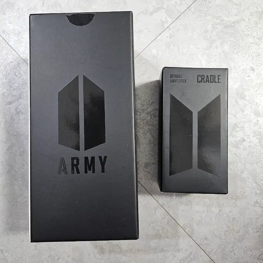 [SOLD OUT] BTS 응원봉, 크래들 세트