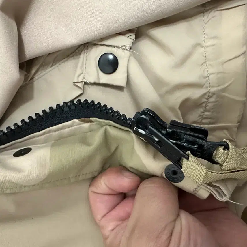 [BUNJANG] US Military ECWCS Parka Desert Camo L/R Jacket / 미군 ECWCS 파카 사막삼색 L/R