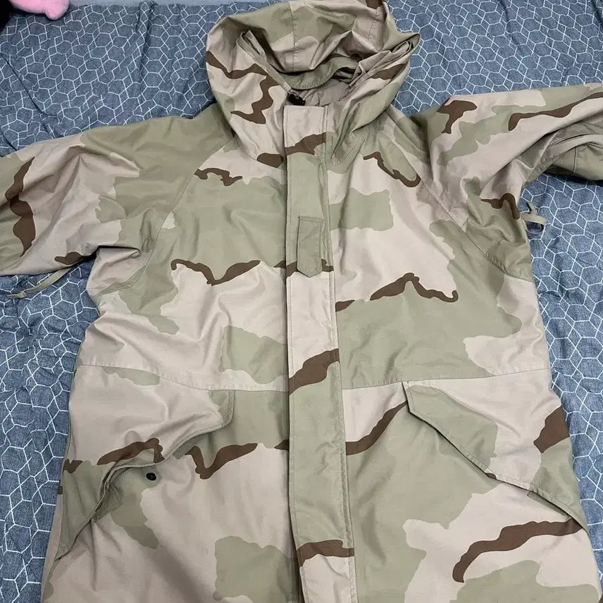 [BUNJANG] US Military ECWCS Parka Desert Camo L/R Jacket / 미군 ECWCS 파카 사막삼색 L/R