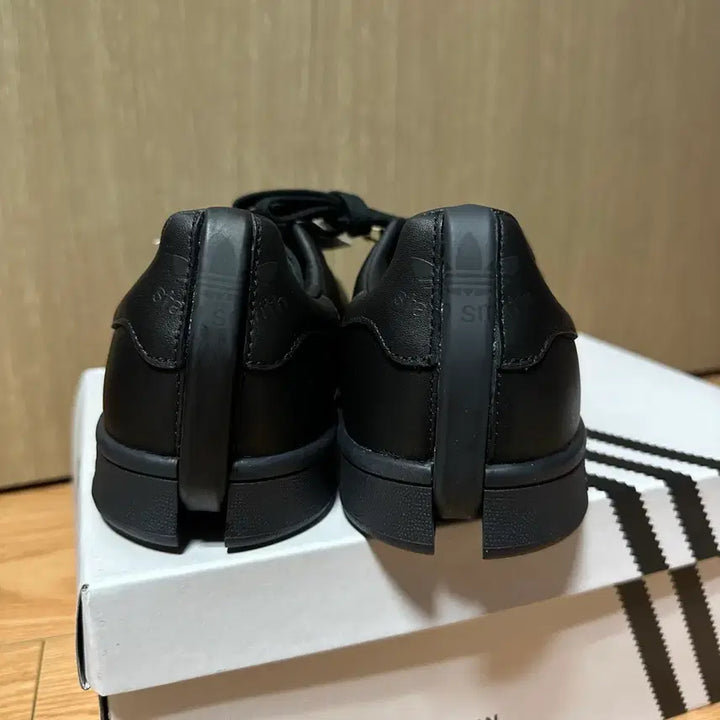 [BUNJANG] Adidas Stan Smith Craig Green Sneakers / 260 아디다스 스탠스미스 크레이그 그린