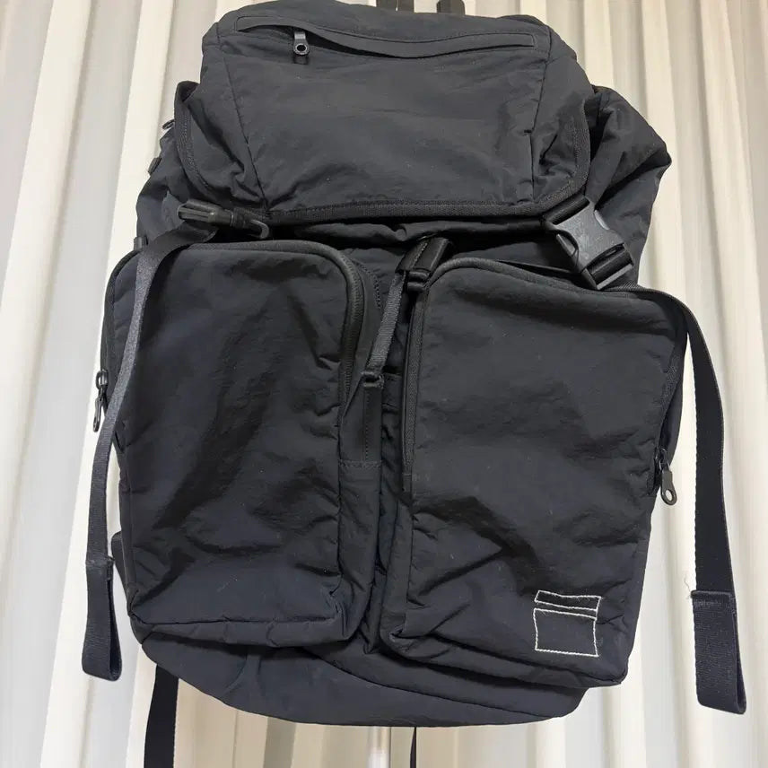 [BUNJANG] Blankof Double Clasp Backpack Black / 블랭코브 더블 클라스프 백팩 블랙