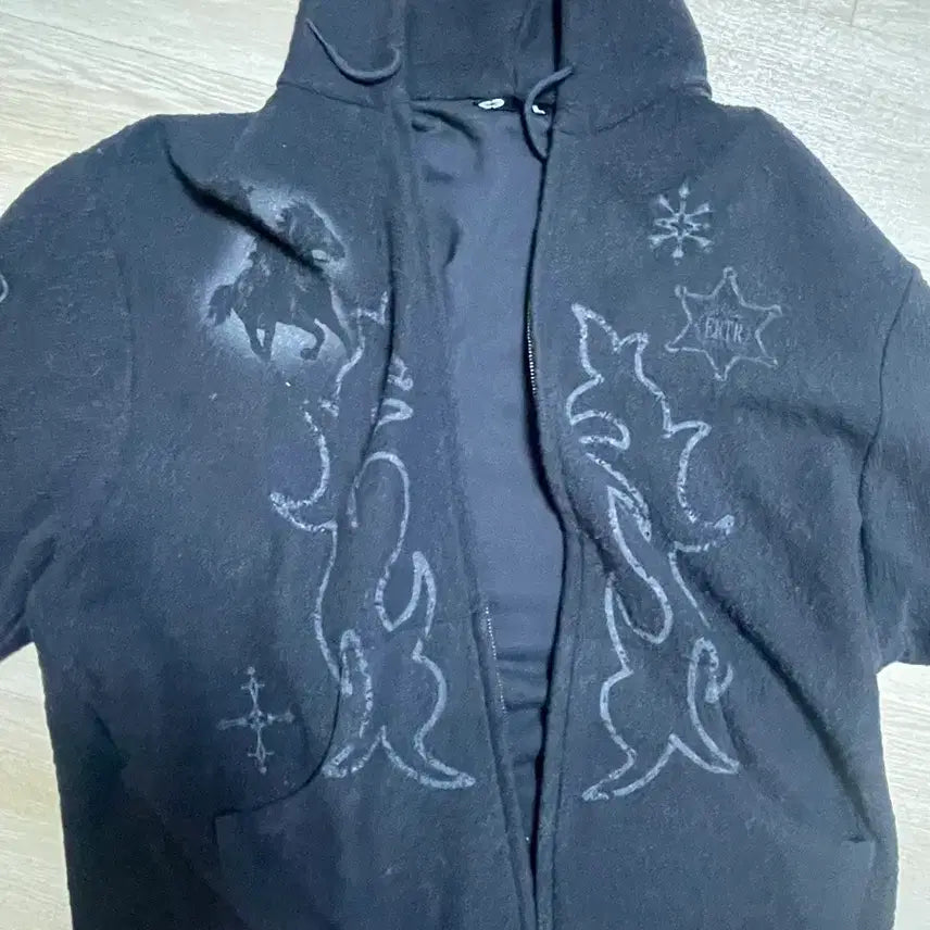 [BUNJANG] EARTHEART Rodeo Hoodie Zip-up / 이알티알 로데오 후드집업