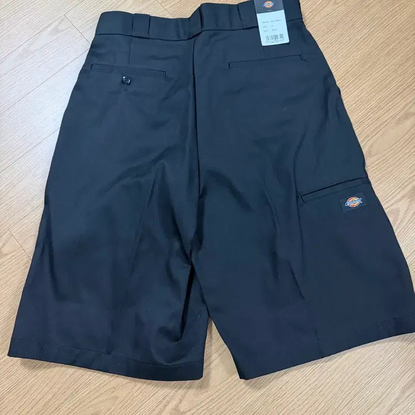 [SOLD OUT] (새상품) 디키즈 블랙 반바지 루즈핏 워크쇼츠 32