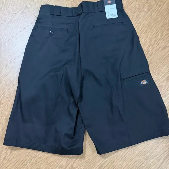 [SOLD OUT] (새상품) 디키즈 블랙 반바지 루즈핏 워크쇼츠 32
