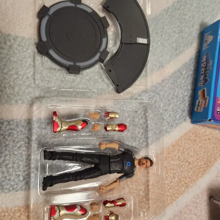 [SOLD OUT] 정품 SHF 아이언맨 토니스타크 판매 (테스팅베이스 포함)