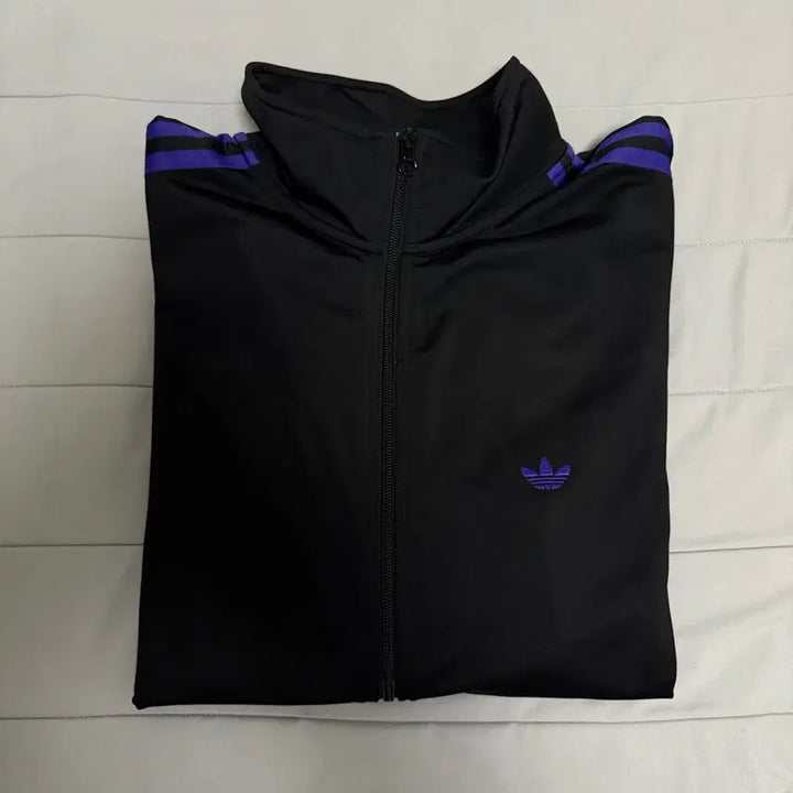 [SOLD OUT] 아디다스 트랙탑 블랙 에너지 잉크