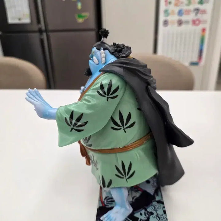 [BUNJANG] One Piece Jinbe Figure / 원피스) 아츠제로 징베+스탠드 박스X