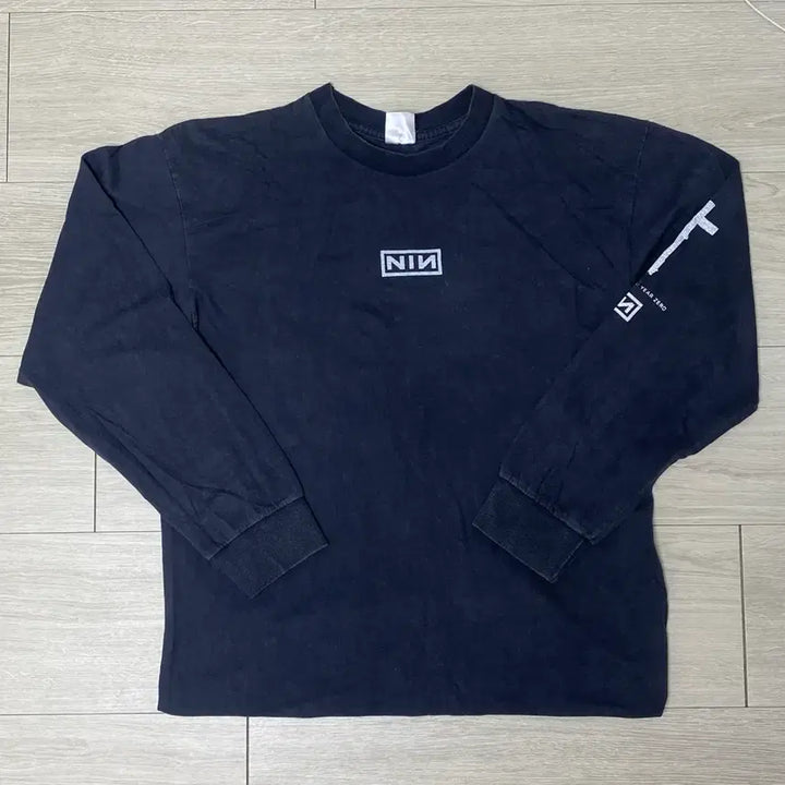 [SOLD OUT] 나인 인치 네일스 NIN 부틀렉 롱슬리브
