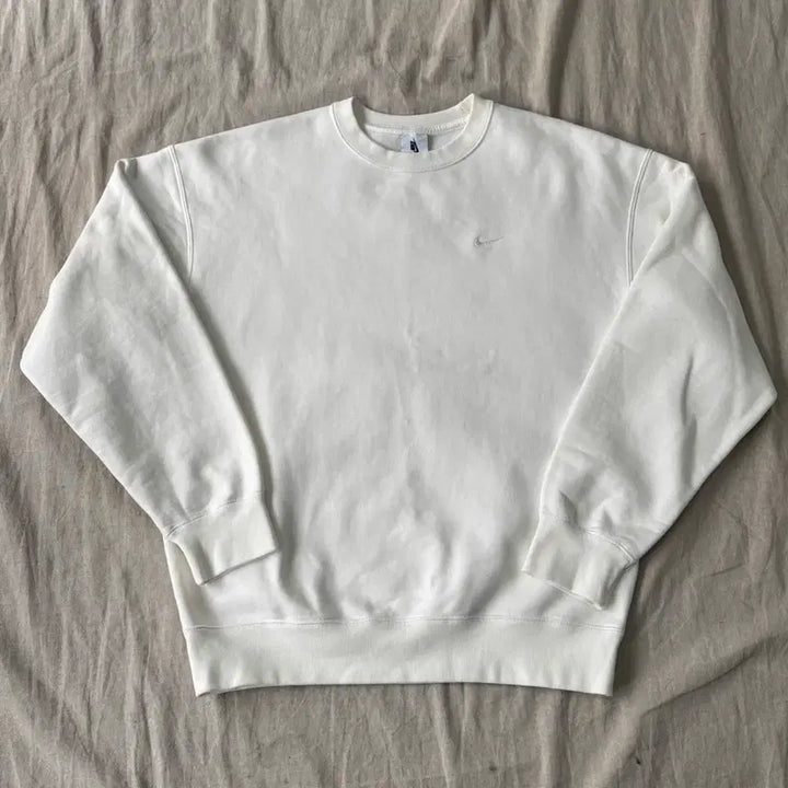 [BUNJANG] Nike NRG Solo Swoosh White Sweatshirt / 나이키 NRG 솔로스우시 화이트 스웻 맨투맨 M