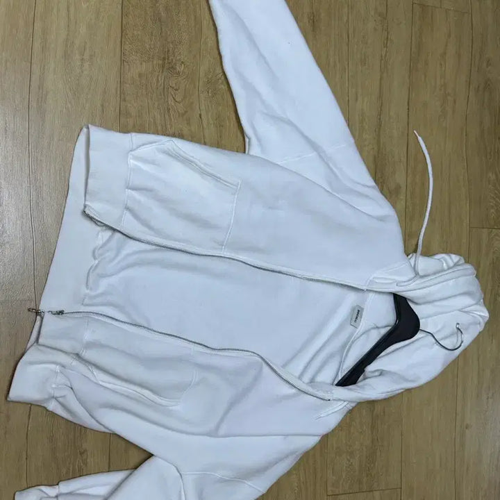 [SOLD OUT] 베이델리 러빙 투웨이 오버핏 박시 양기모 후드집업 화이트/