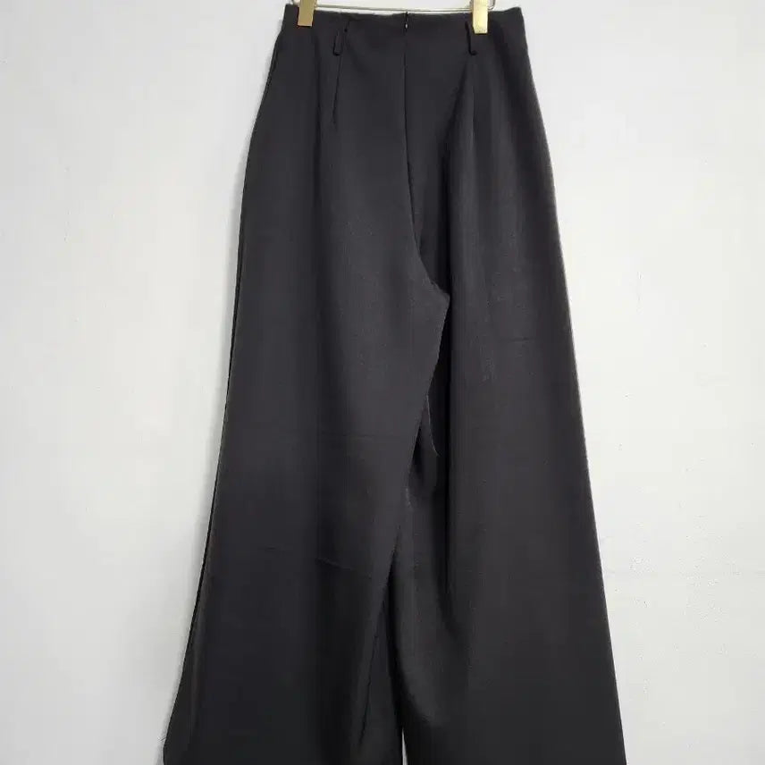 [BUNJANG] Bonny Sparks 2025 Two-Tuck Wide Long Pants / 보니스팍스2025투턱 와이드 롱팬츠27~8개성짱