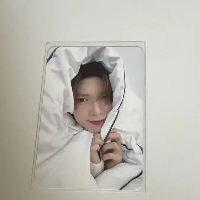 [BUNJANG] ATEEZ Yeosang Makestar Bedding Photocard / 에이티즈 여상 메이크스타 이불포카