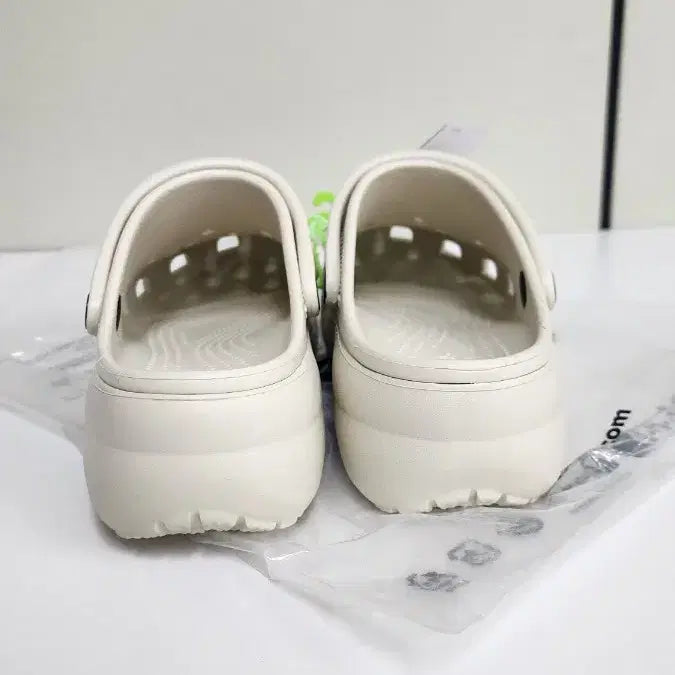 [BUNJANG] Crocs Classic Platform Clogs Sandals 250mm / 크록스 클래식 플랫폼 클로그 샌들 250