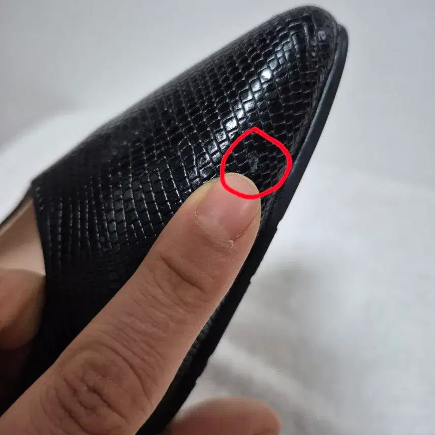 [BUNJANG] Zzese Black Snakeskin Stiletto Heels 235 / 지쎄 블랙 뱀피 스틸레토힐 235