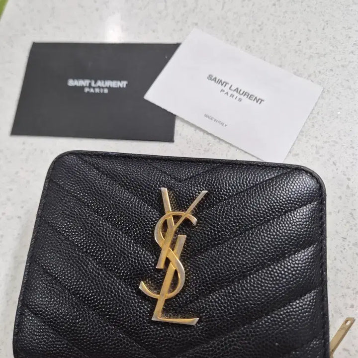 [BUNJANG] Saint Laurent Black Quilted Compact Wallet / 생로랑 불랙 컴팩트 지갑