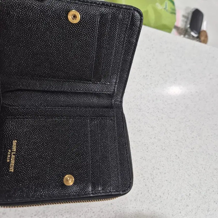[BUNJANG] Saint Laurent Black Quilted Compact Wallet / 생로랑 불랙 컴팩트 지갑