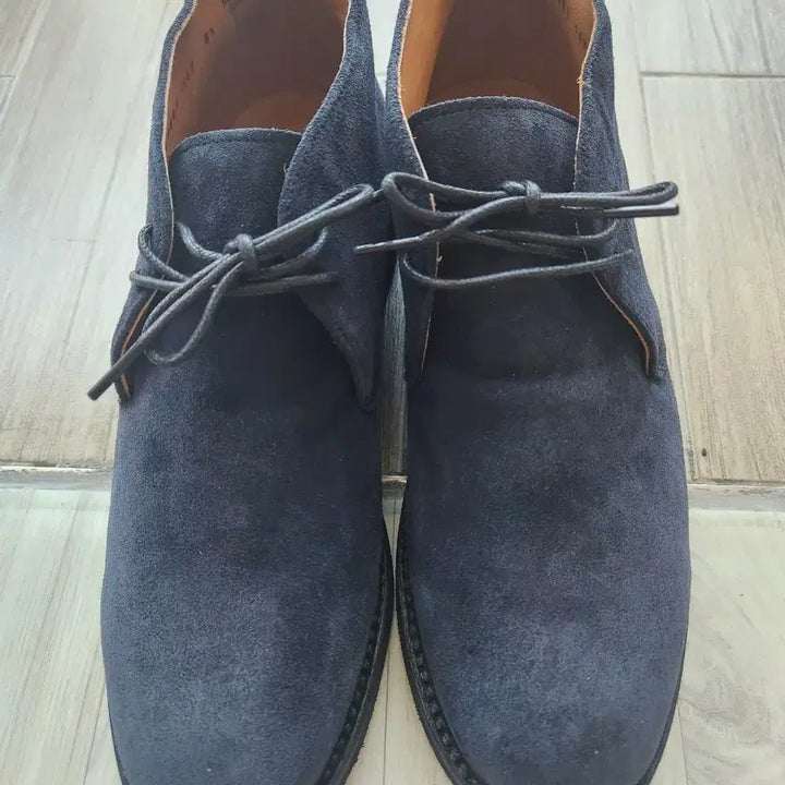 [BUNJANG] Berwick 369 Suede Chukka Boots Navy (275) / 버윅 369 스웨이드 처카부츠 네이비 (275)