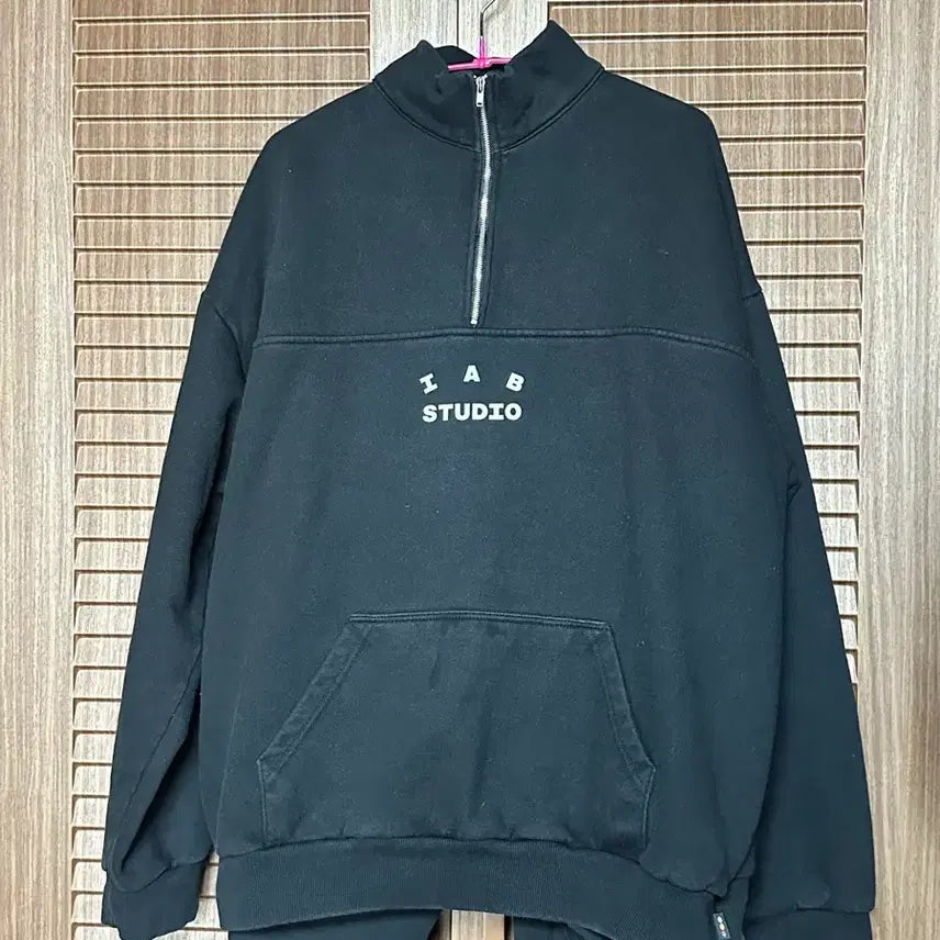 [BUNJANG] IAB Studio Half Zip-up Hoodie Black Set / IAB STUDIO 하프집업 후드 블랙 셋업 상하의
