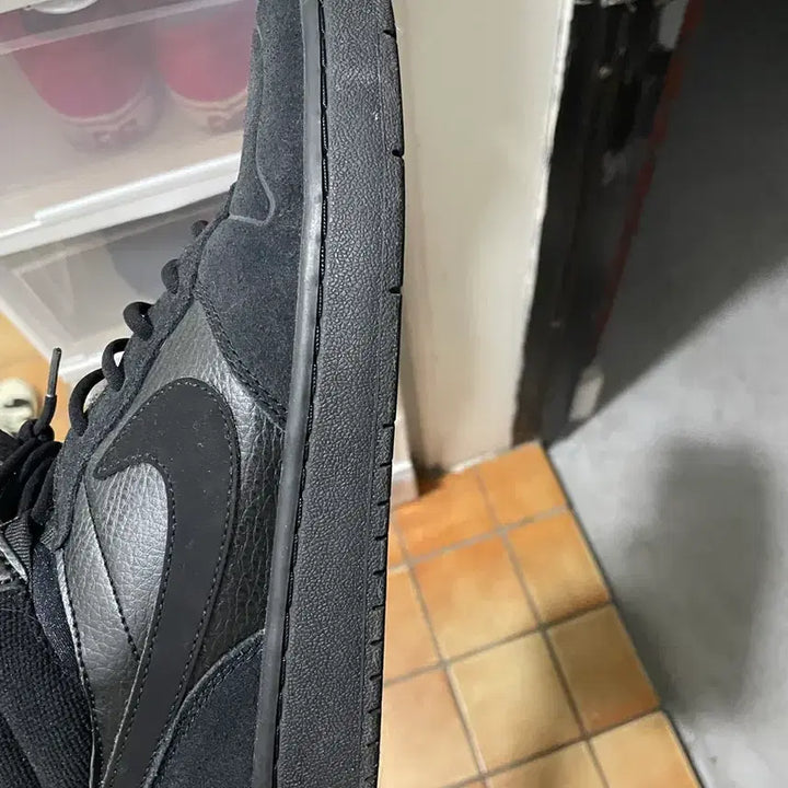 [BUNJANG] Nike Court Borough Mid 2 Boots 245mm / 나이키 코트 버로우 미드2 부츠 245mm