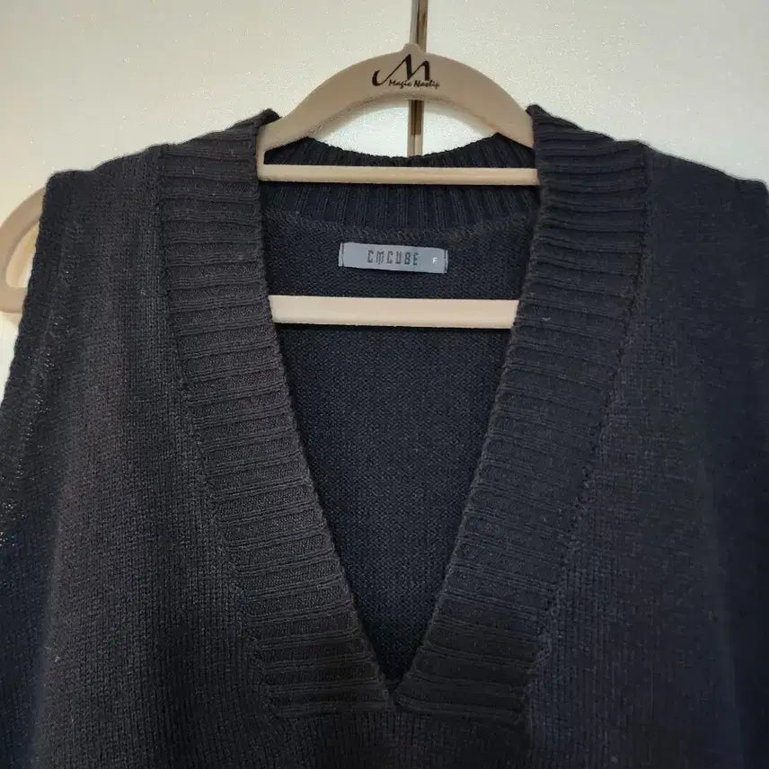 [BUNJANG] CMCUBE V-Neck Layered Long Vest / CMCUBE V넥 아방한 레이어드 롱베스트 오버핏