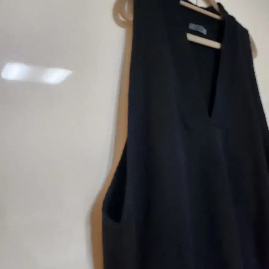 [BUNJANG] CMCUBE V-Neck Layered Long Vest / CMCUBE V넥 아방한 레이어드 롱베스트 오버핏
