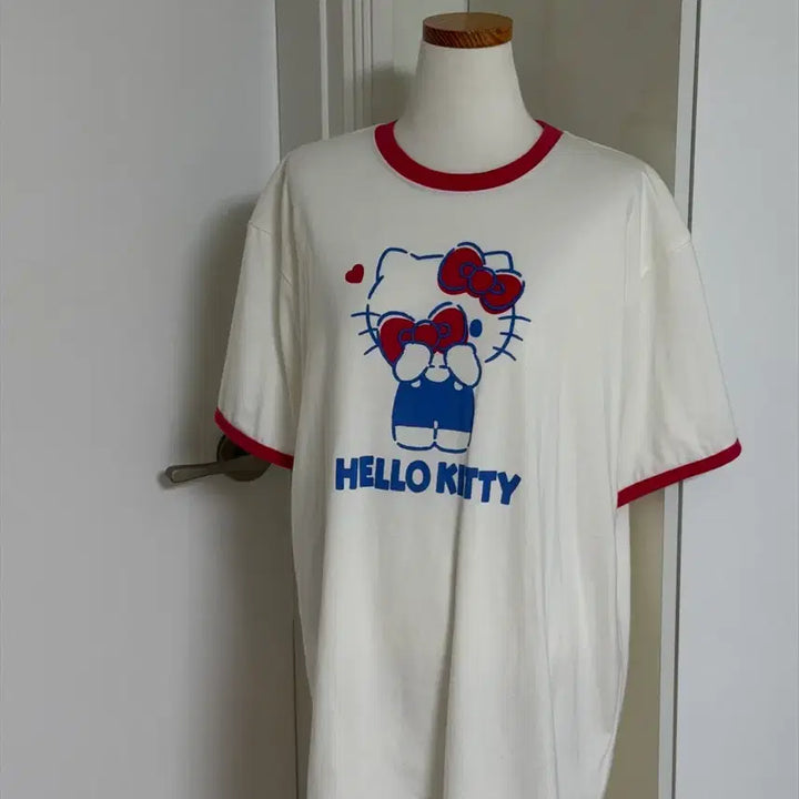 [BUNJANG] Hello Kitty Ringer T-Shirt - Red &amp; White / 헬로키티 링거 레드 화이트 티셔츠 어항빈티지진리엣팃시베이비베어소소혜지
