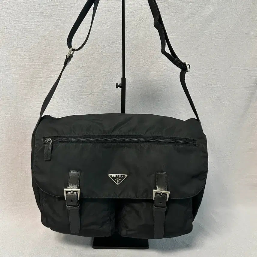 [BUNJANG] Prada Two-Pocket Nylon Pocono Messenger Bag / 프라다 투포켓 나일론 포코노 메신저백