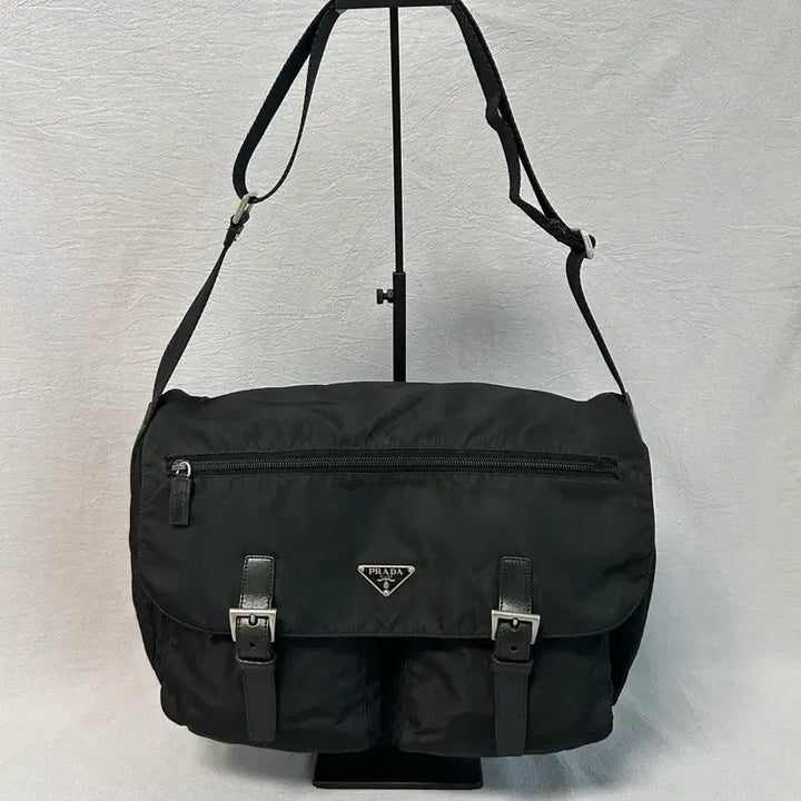 [BUNJANG] Prada Two-Pocket Nylon Pocono Messenger Bag / 프라다 투포켓 나일론 포코노 메신저백