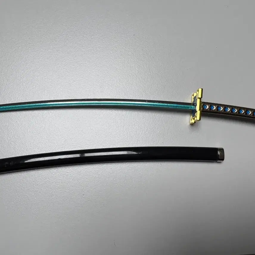 [BUNJANG] Demon Slayer Muichiro Tokito Sun-Blade Decorative Sword Set / 귀멸의 칼날 무이치로 일륜도 장식검+거치대