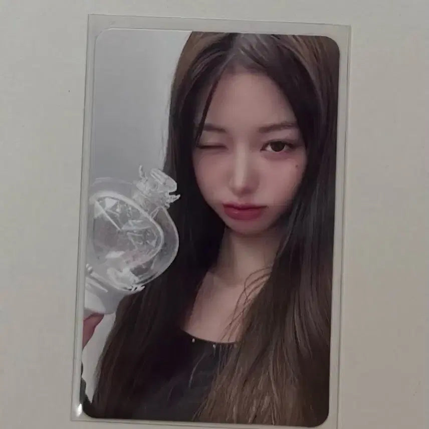 [BUNJANG] IVE Wonyoung Photocard / 아이브 응원봉 2 원영 포카