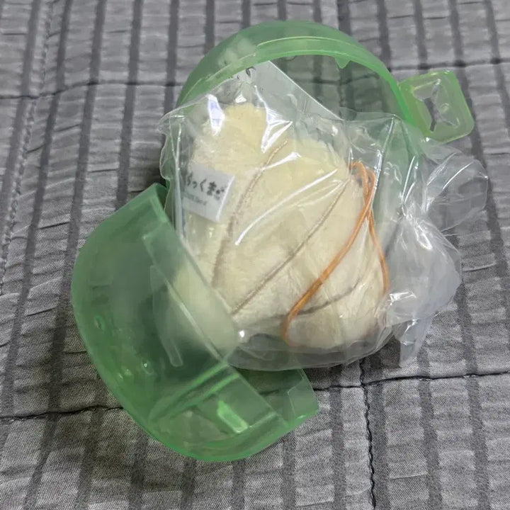 [BUNJANG] Rilakkuma Kiiroitori Shell Gacha Doll Keyring (Sealed) / 리락쿠마 키이로이토리 조개 가챠 인형 키링 미개봉 판매