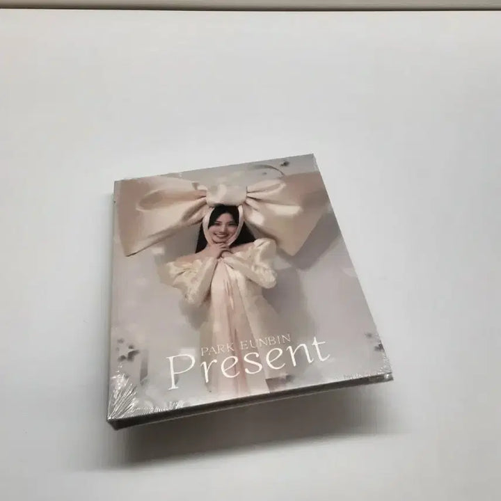 [BUNJANG] Park Eun-bin Present Sealed / 박은빈 Present 미개봉