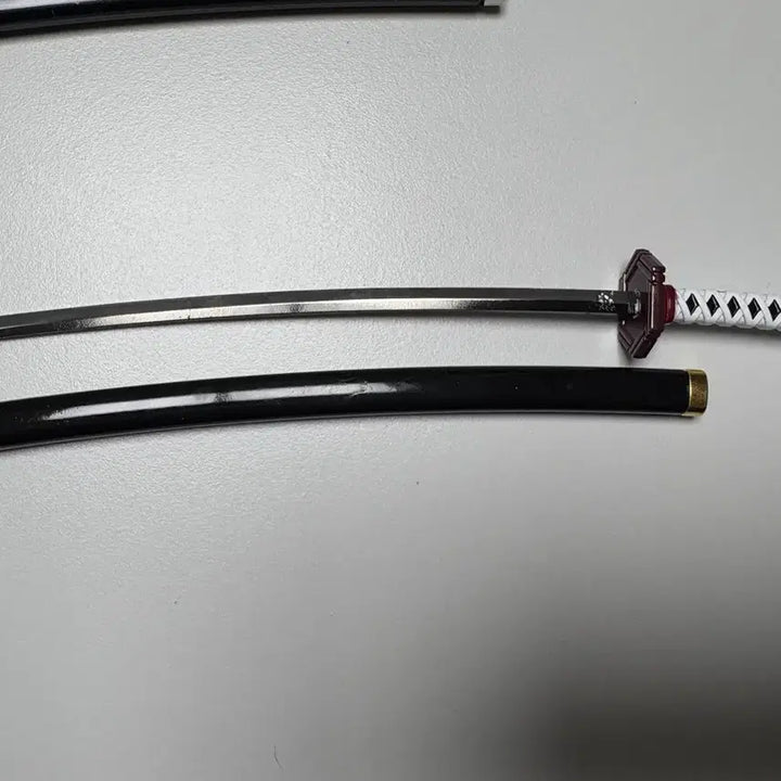 [BUNJANG] Demon Slayer Giyu Nichirin Blade Sword Set / 귀멸의 칼날 기유 미니 일륜도 장식검+ 거치대 세트