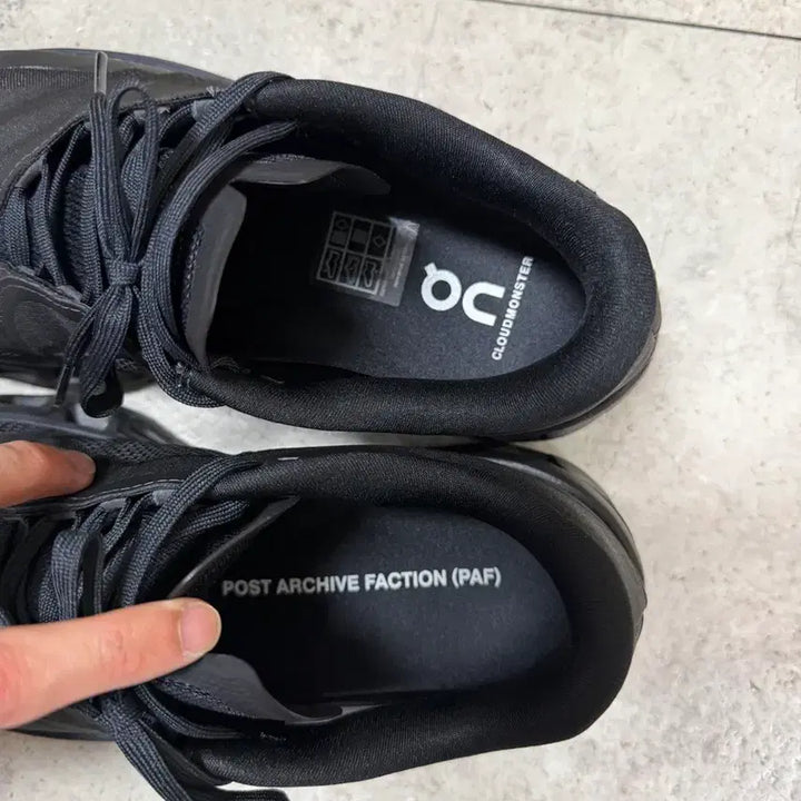 [BUNJANG] On Running x Post Archive Faction Cloudmonster 2 Black Sneakers / (W) 온 러닝 x 포스트 아카이브 팩션 (파프) 클라우드몬스터 2 블랙