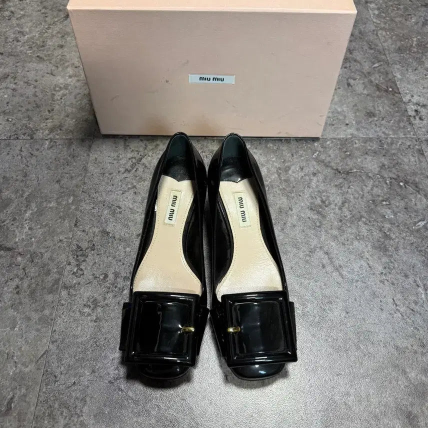 [BUNJANG] Miu Miu Flat Shoes 37 / 미우미우 플랫슈즈 37 풀박스