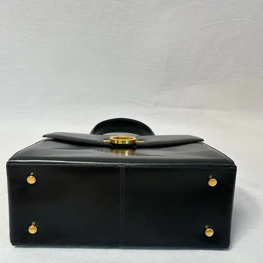 [BUNJANG] Ferragamo Gancini Top Handle Tote Bag / 페라가모 블랙 토트백 + 스트랩  간치니 탑핸들 켈리백