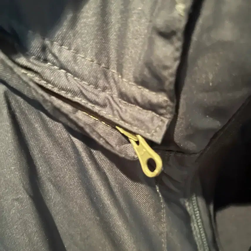 [BUNJANG] Puma Hooded Windbreaker Jacket Black / 푸마 바람막이 후드 자켓 블랙