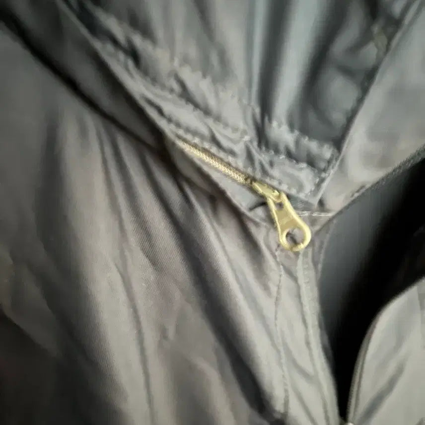 [BUNJANG] Puma Hooded Windbreaker Jacket Black / 푸마 바람막이 후드 자켓 블랙