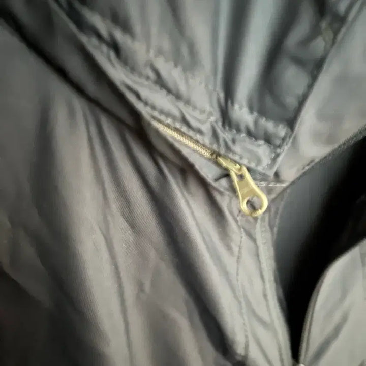 [BUNJANG] Puma Hooded Windbreaker Jacket Black / 푸마 바람막이 후드 자켓 블랙