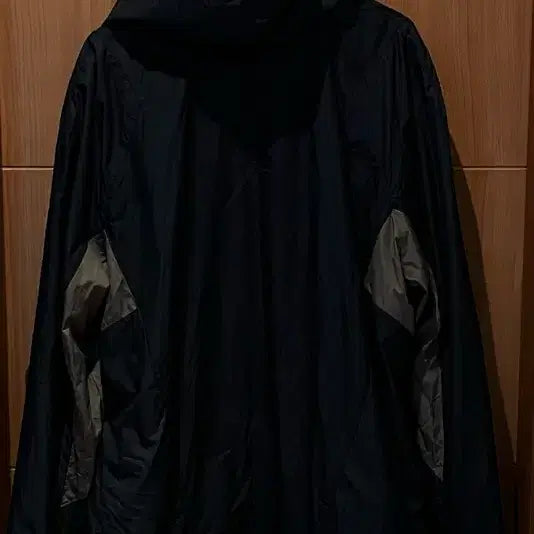 [BUNJANG] Puma Hooded Windbreaker Jacket Black / 푸마 바람막이 후드 자켓 블랙