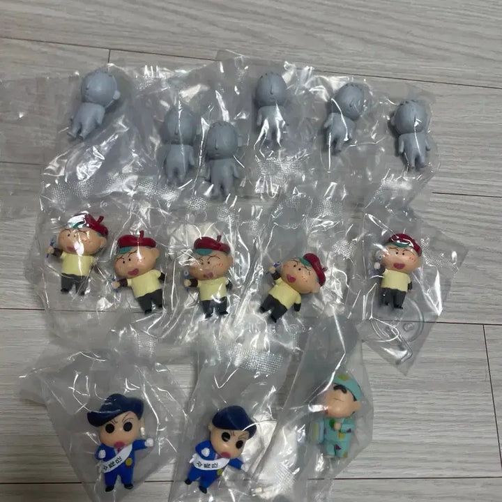 [BUNJANG] Crayon Shin-chan Figures (Sleeping, Sauna, Baby, Dessert) / 짱구 맹구 유리 훈이 철수 피규어(폭풍수면, 욕실, 베이비, 디저트)
